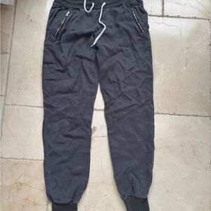 Monrow women’s trousers